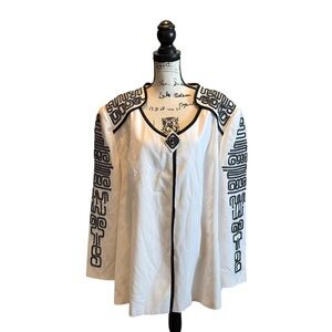 Lisa Rene Woman’s Blouse Jacket White Black Size 26 Plus Formal NWT Geometric